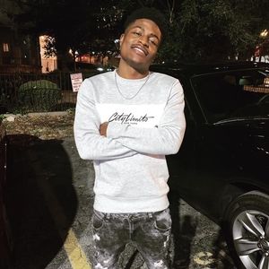 Meet your Posher, Malik